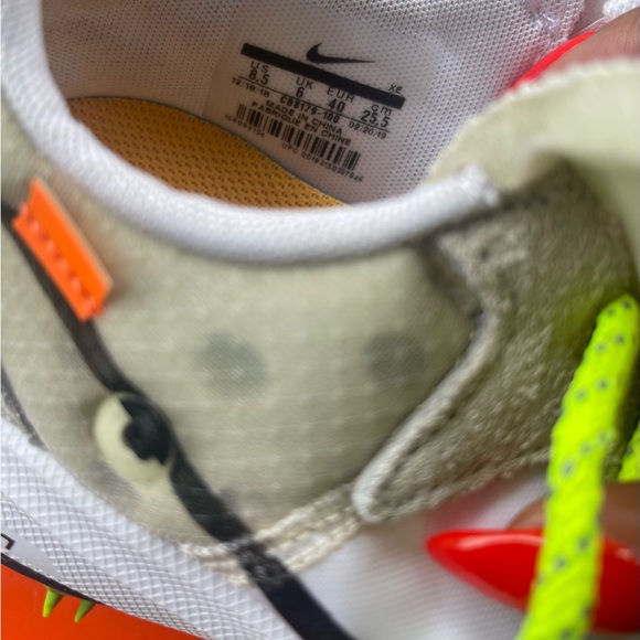 W ZoomTerra Kiger 5 off white sneakers - Picture 8 of 9